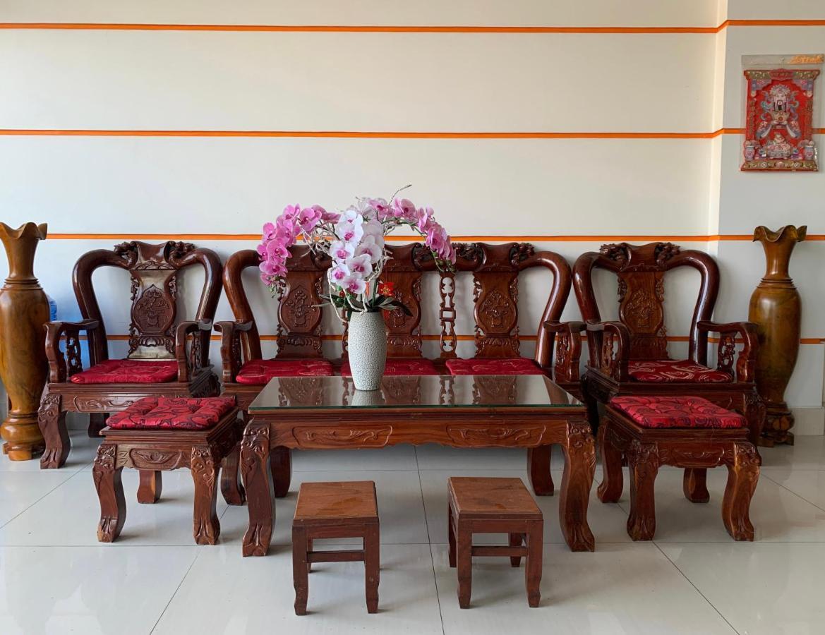 Ngoc May Guesthouse Chau Doc Exterior foto