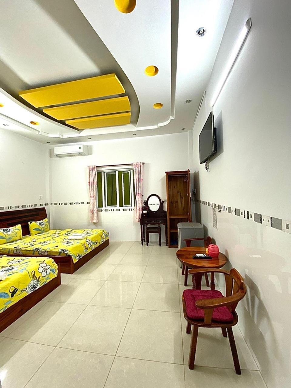 Ngoc May Guesthouse Chau Doc Exterior foto