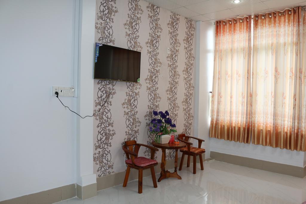 Ngoc May Guesthouse Chau Doc Exterior foto