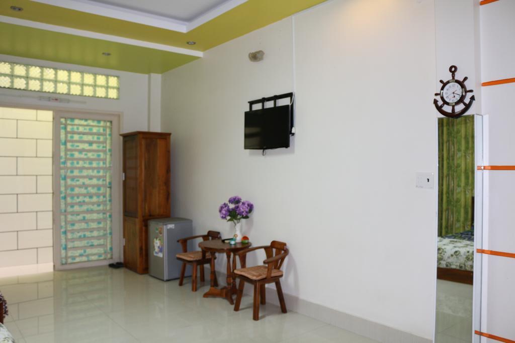 Ngoc May Guesthouse Chau Doc Exterior foto